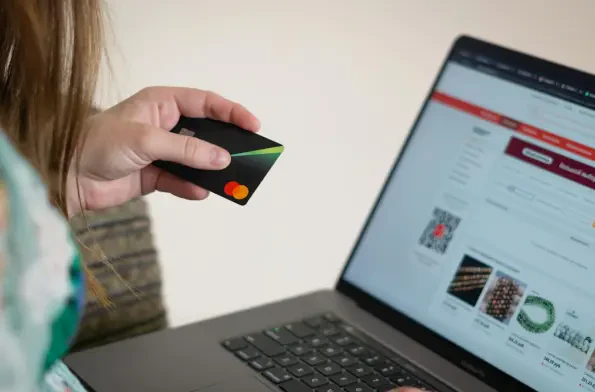 Why Should Retailers Switch to Mobile Access Control Now?