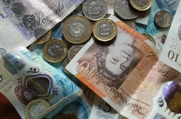 UK Fraud Cases Surge 17% with £629M in Losses in 2025