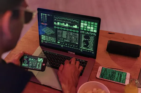 Dark Web Monitoring vs. Threat Intelligence: 6 Key Differences